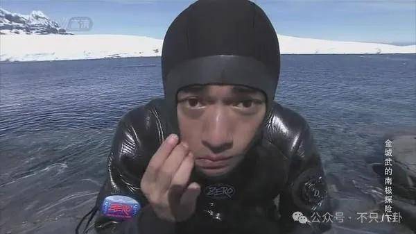 最神秘的男明星退圈了?一代神颜的他才是万千少女的梦啊……