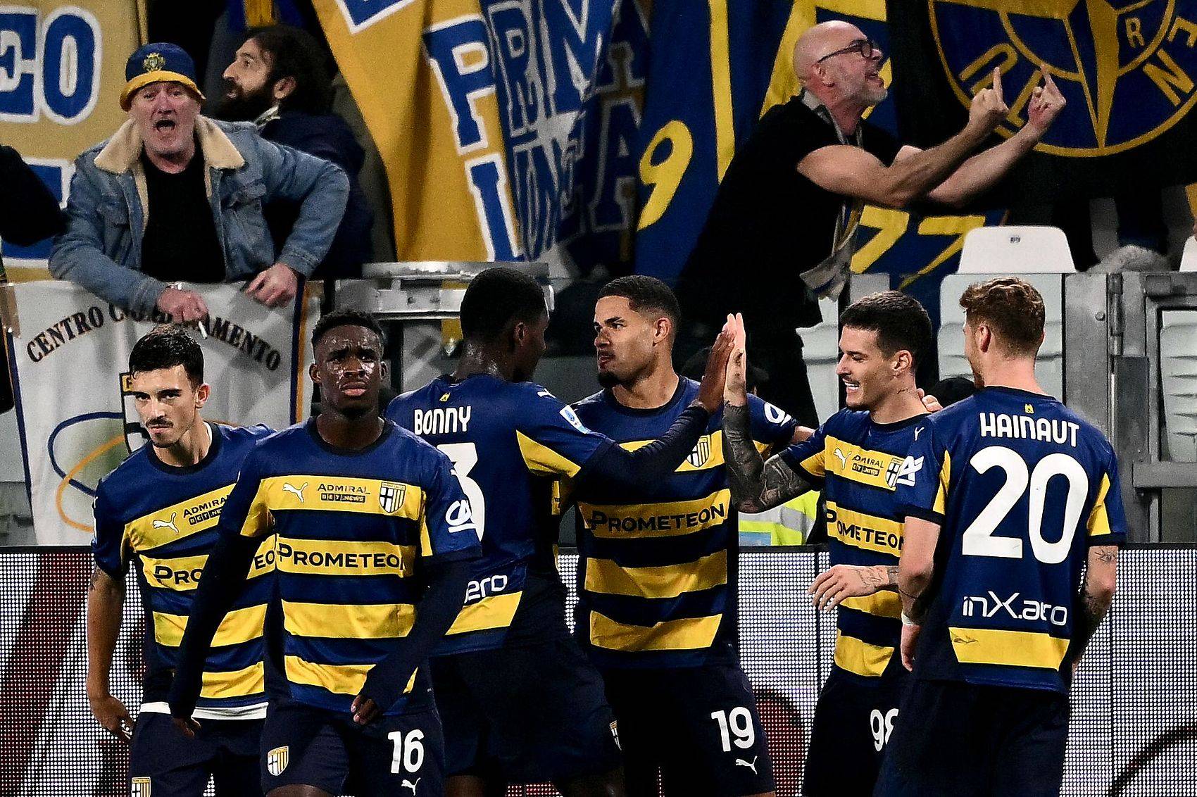 意甲-麦肯尼破门维阿传射 尤文2-2帕尔马跌至积分榜第4