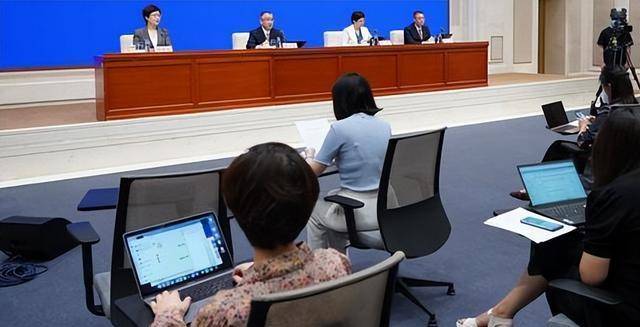 难怪中欧谈不拢,最大“内鬼”曝光后,欧盟高官凌晨紧急来电