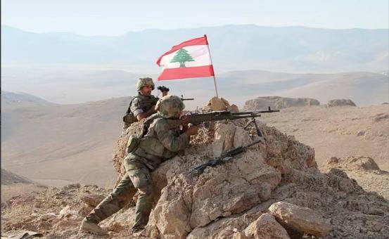 真主党对以军狂轰乱炸,突然,黎巴嫩军队调转枪口,俄伊都没料到