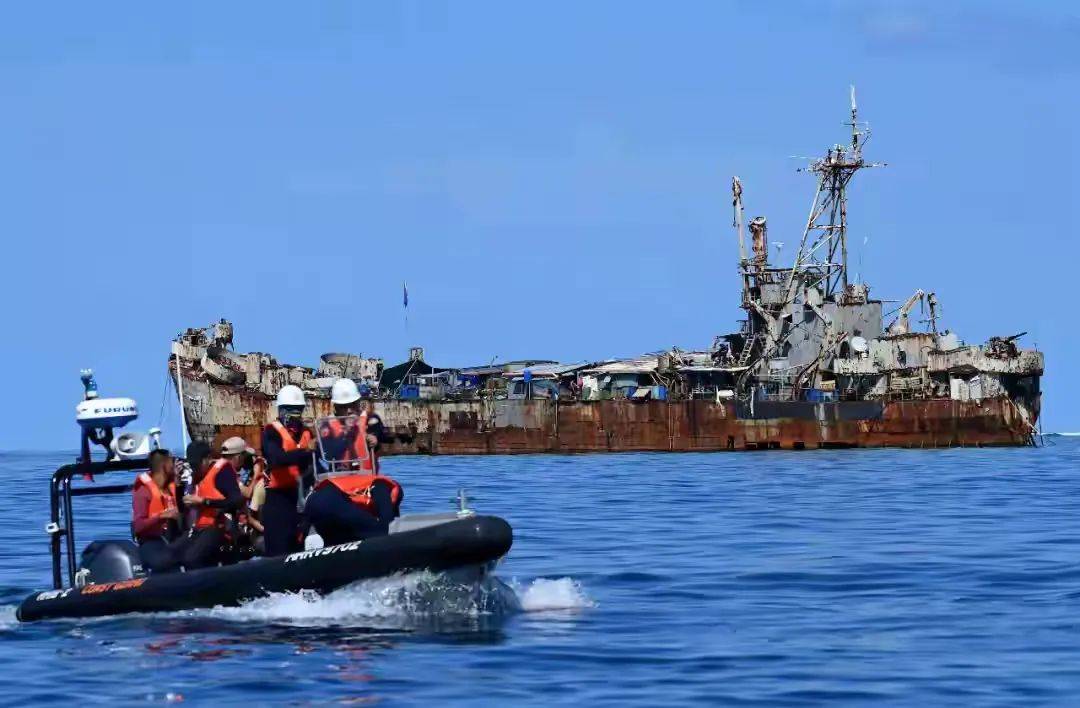 黄岩岛全剧终,人民日报通电菲国,中方竖起铁墙,美特殊船只出动