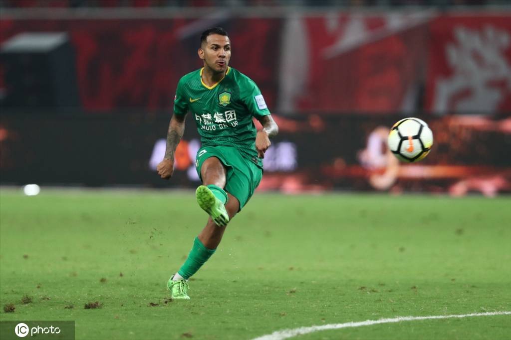 中超转会风向标：泰山与多名外援传绯闻 比埃拉无缘回归国安