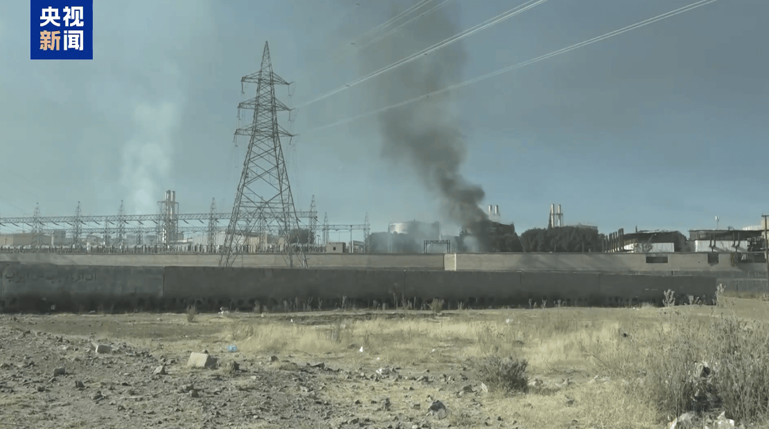 最新!美军航母遭袭击