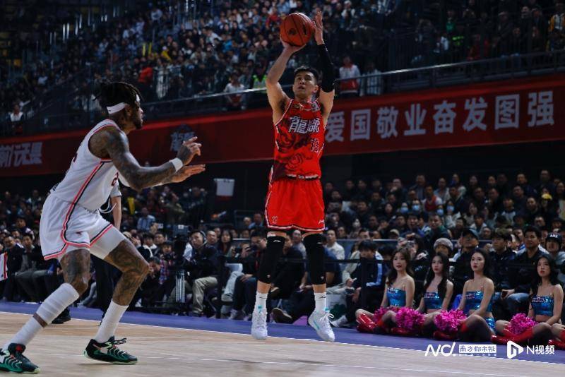 CBA第二阶段常规赛收官,徐杰、周鹏、郭艾伦挑战殊途