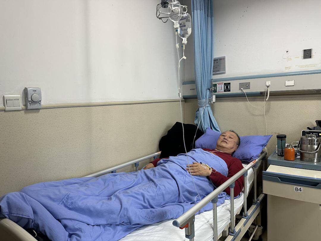 献血313次的四川“献血大王”突发脑梗 家属:发病前还计划去献血|云求助