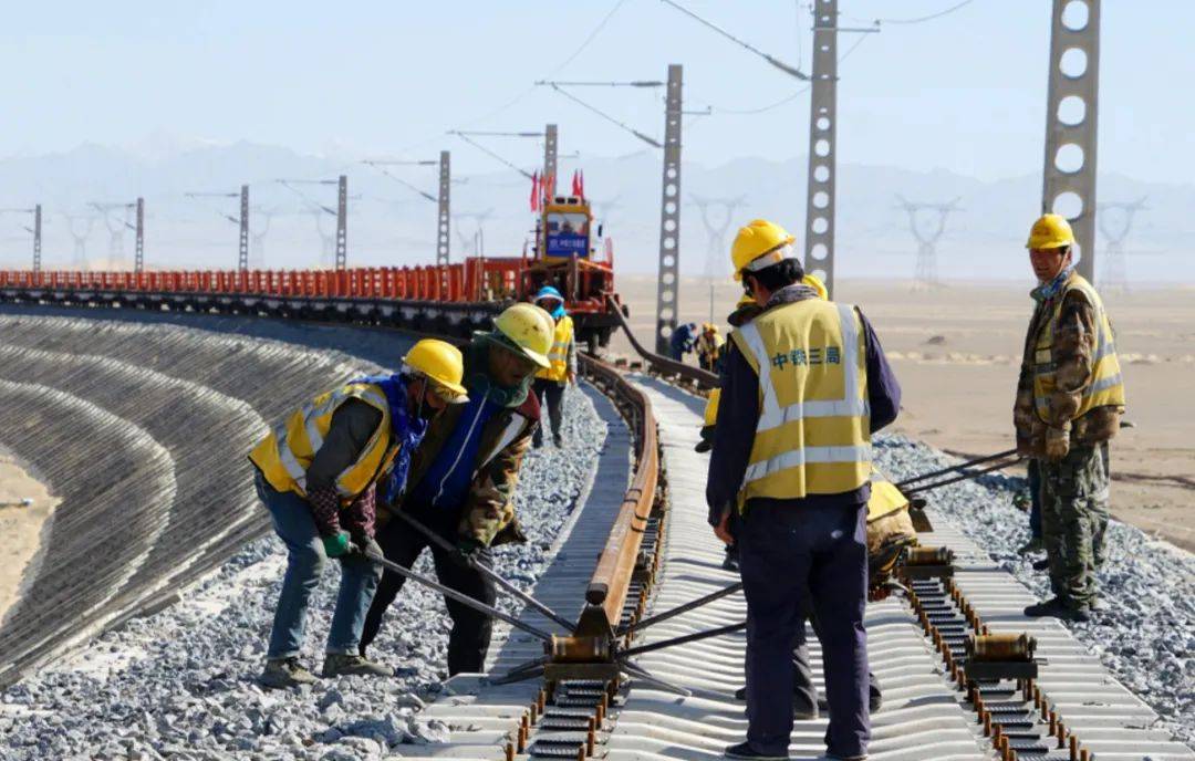 泰国总理佩通坦出奇招,“断流行动”背后的惊人棋局,揭开中泰外交的重磅互送礼!