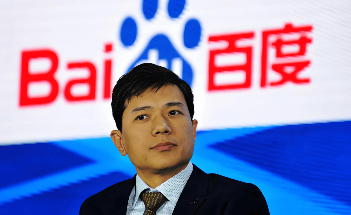 被DeepSeek冲击的百度,去年减员约8800人,研发费砍掉21亿元