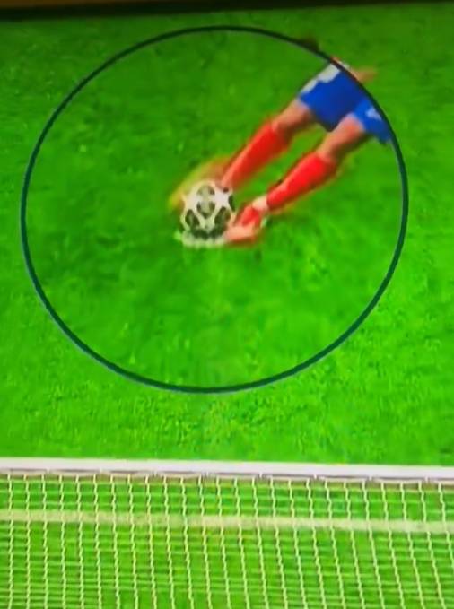 皇马马竞点球战现巨大争议 阿尔瓦雷斯射进却被吹无效