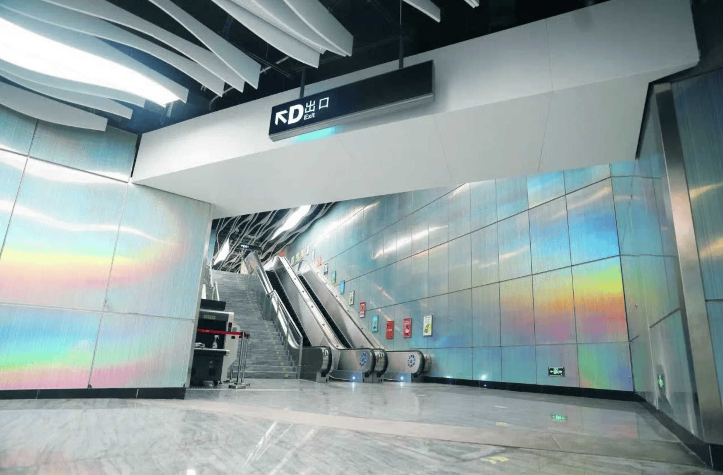 被外交部发言人“种草”！广州的地铁站到底有多美