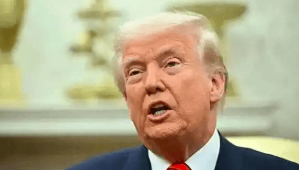 没拿下日本,美财长又对华发出邀请,中方更换谈判代表,信号不寻常