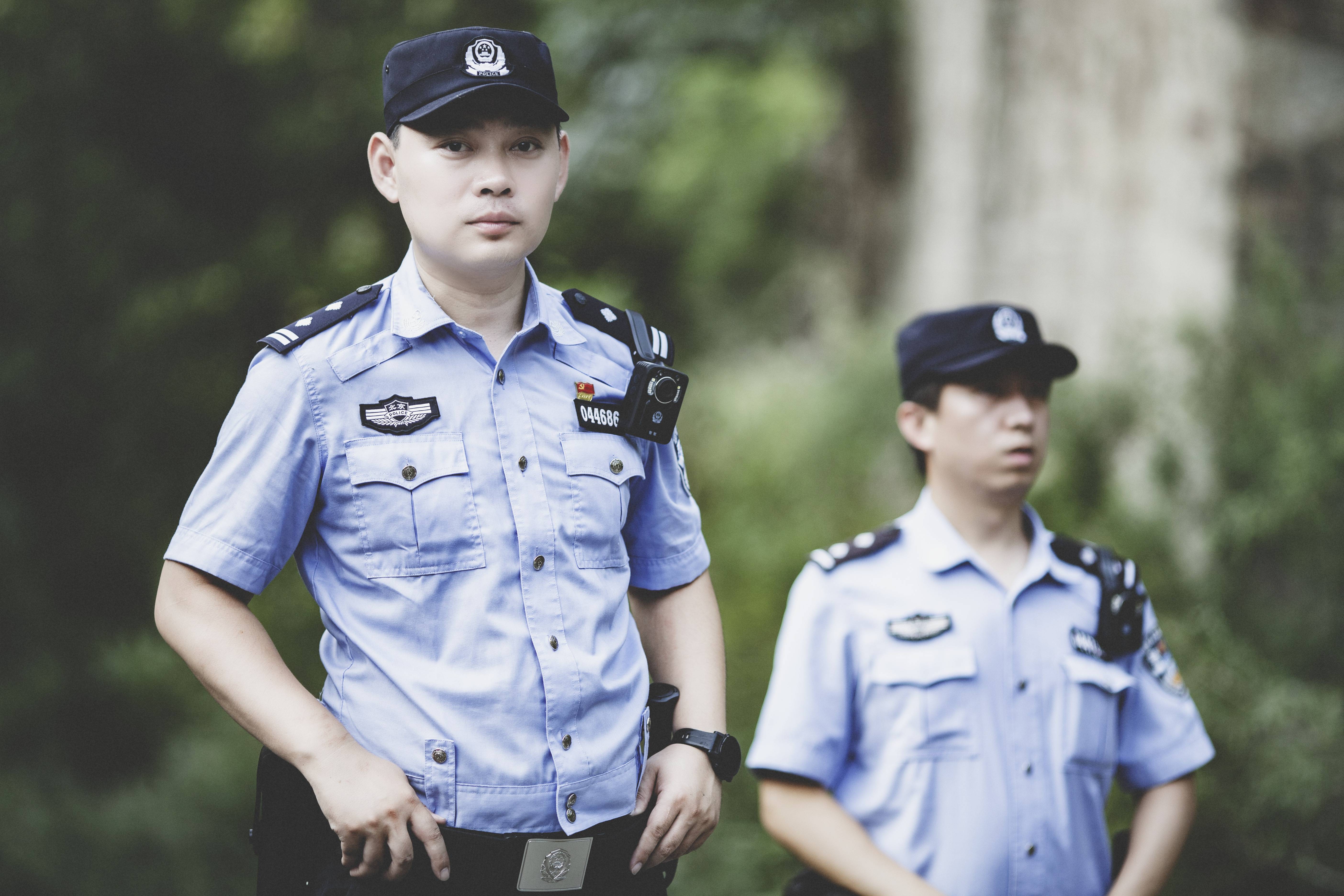 森林警察韩孟祺:乔装成驴友潜伏密林中,抓获“粘鸟”嫌疑人