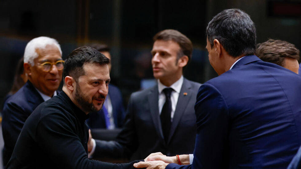 “美国和中国没法比”！一国发出明确信号，特朗普怕要坐不住了？