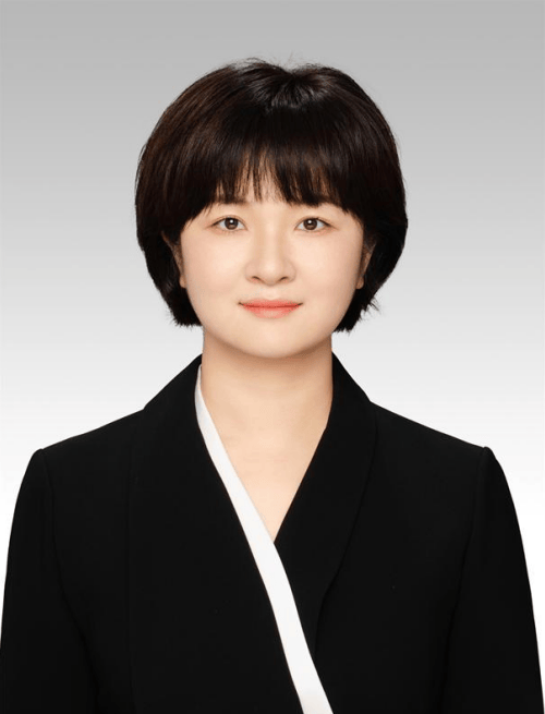 不到1年再公示,生于1987年的李金玲,拟提名为县长候选人