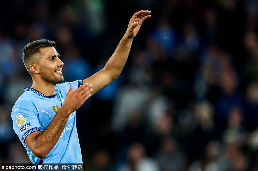 英超-马尔穆什世界波 丁丁主场告别战曼城3-1伯恩茅斯