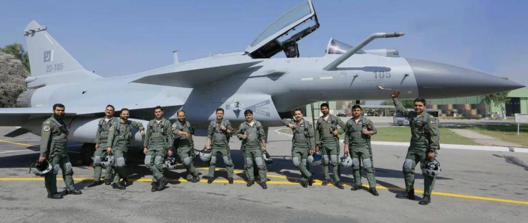 央视终于发声!歼-10CE首次海外建功,透露哪些信息?