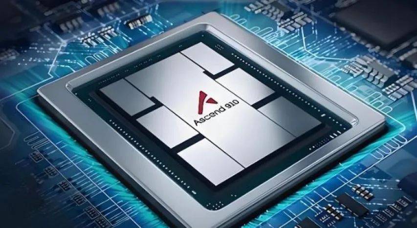 特朗普请求访华，96小时内，美下3道“战书”，中国外汇储备生变