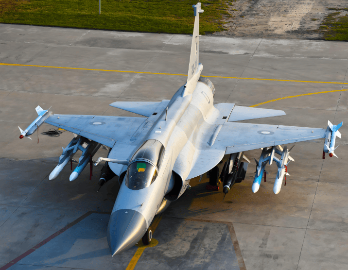 不只歼-10CP出彩,枭龙战机也干掉一架米格-29,印度遭到沉重打击