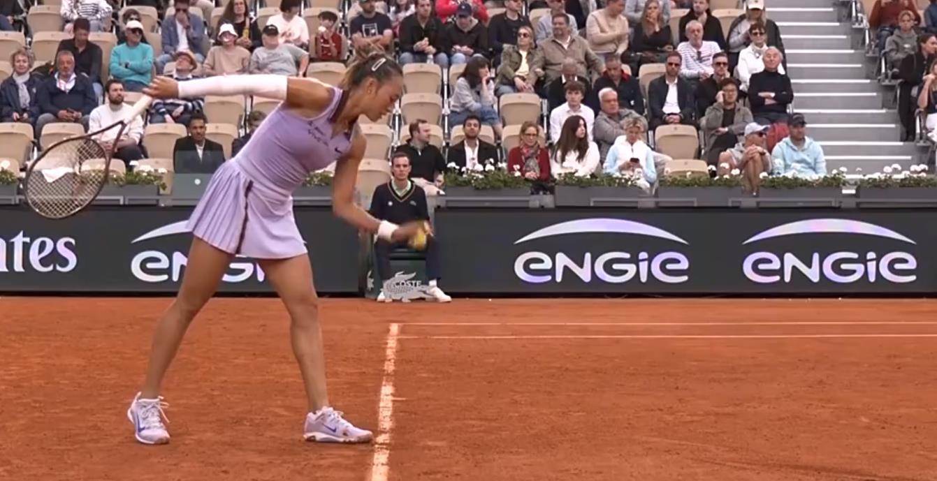 郑钦文晋级法网32强,即时排名升至第五,下轮将战加拿大18岁奇才姆博科