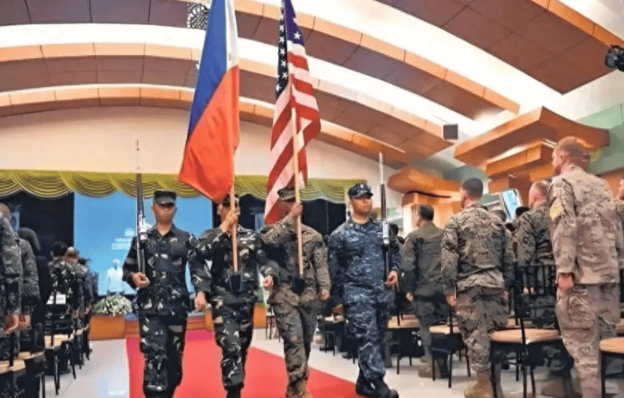 中方突然在中业岛动手,菲律宾紧急呼叫,收到求援的美军先一步跑路