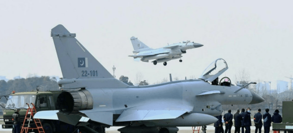 巴称击落3架“阵风”，法曝6架失联，英称椅弹4个！印不认账？