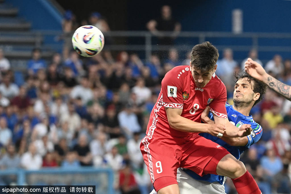 斯帕莱蒂告别战！世预赛-坎比亚索建功 意大利2-0取首胜