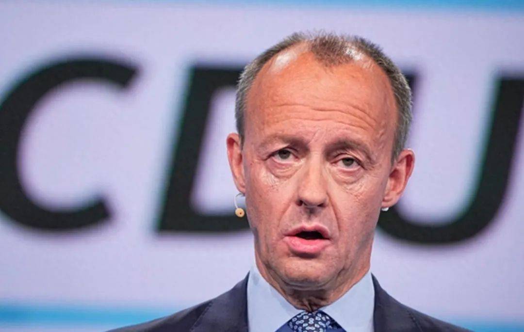 默茨还未登机访华,中方强化管控,除了稀土外,还有一张王牌没用