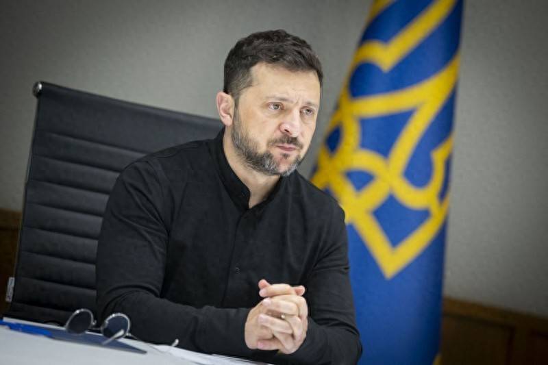 乌方连踩俄红线+末日电台异响：乌克兰危机或迎最危险时刻？