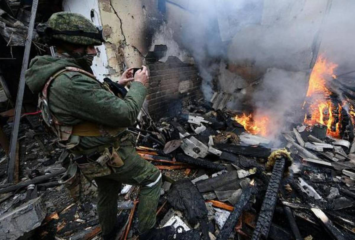 乌方连踩俄红线+末日电台异响：乌克兰危机或迎最危险时刻？