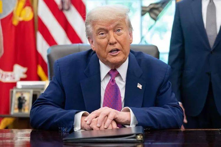 就在刚刚!中方10字通告撼动世界,美国人终于承认,中国开始超越美国