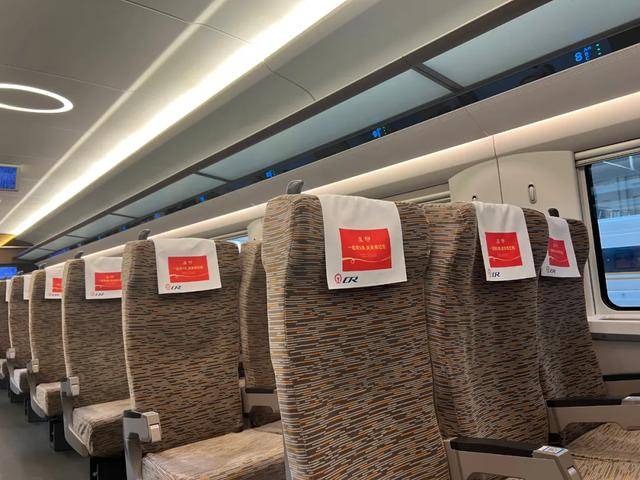 “一上高铁就睡觉”是因为缺氧?12306客服回应