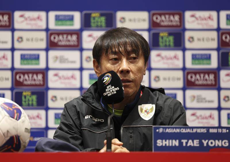 申台龙回应执教国足：中国足协没邀请我 但我有信心带好