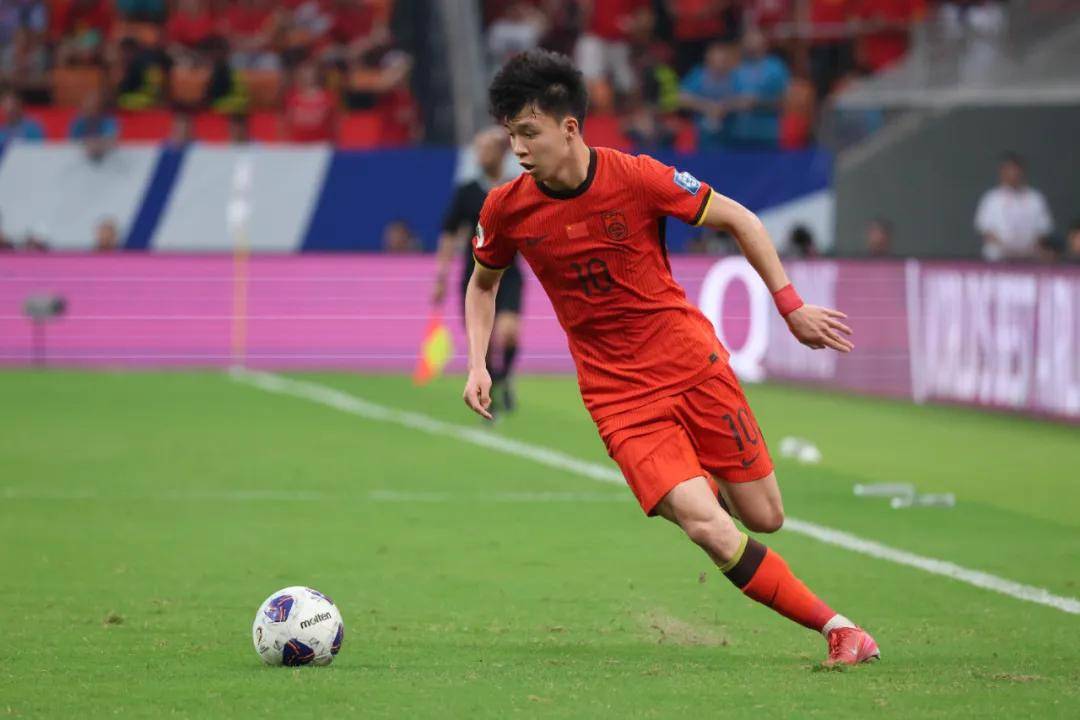 国足选帅,是钱的问题?