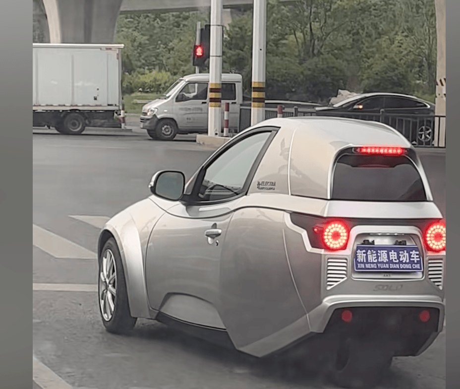 老头乐,县城小伙的「精神迈巴赫」?