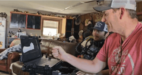 马斯克披露Neuralink惊人蓝图！明年让盲人恢复视力 2028年实现人类与AI互联