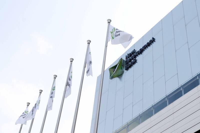 俄罗斯财政部长：中俄几乎所有交易都以人民币和卢布结算，不受西方影响