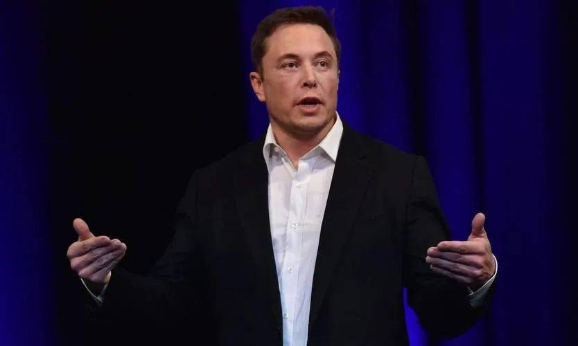 马斯克聪明反被聪明误，自立“美国党”犯了大错，特朗普不会放过他