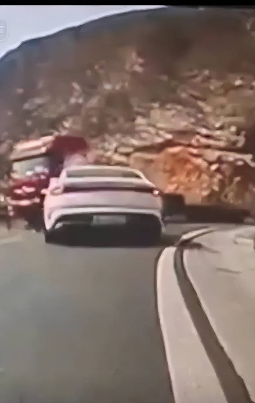 男友驾车出事故致女子截瘫，男方母亲首次回应：愿接受判决担责