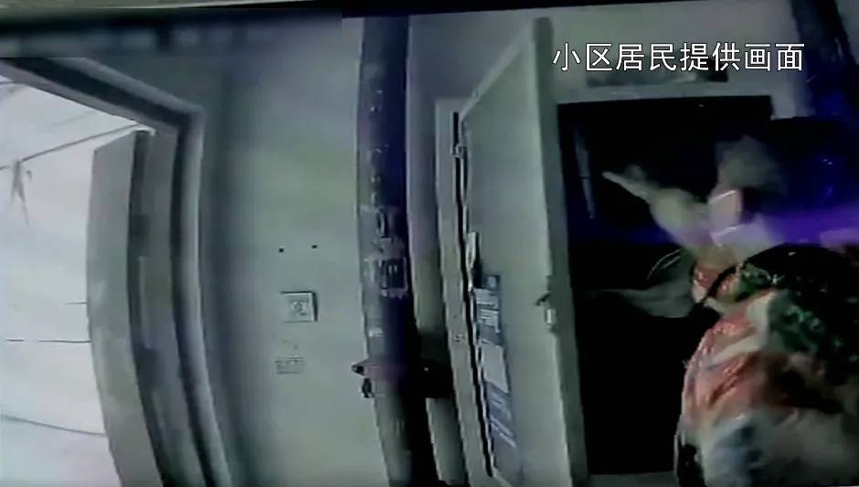 南京警方：李某及同伙被采取刑事强制措施！