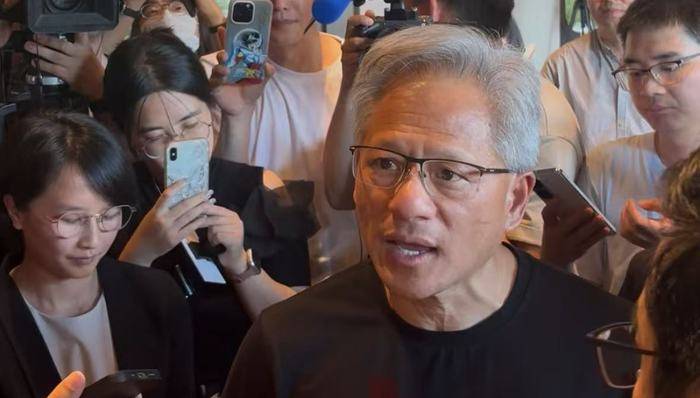 关于AI、H20解禁和竞争,黄仁勋回应一切