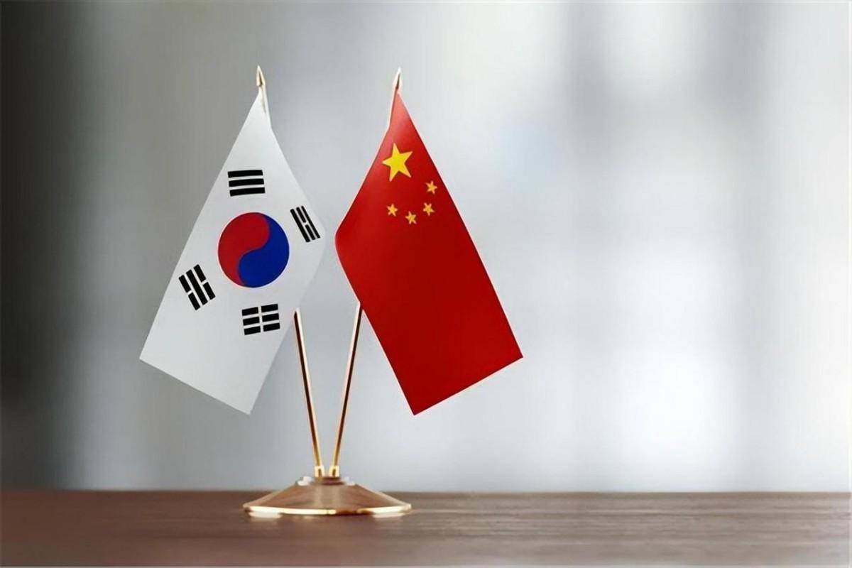 被传拒绝出席中国阅兵后,李在明开始对中国加征税收,韩国已经开始站队了?