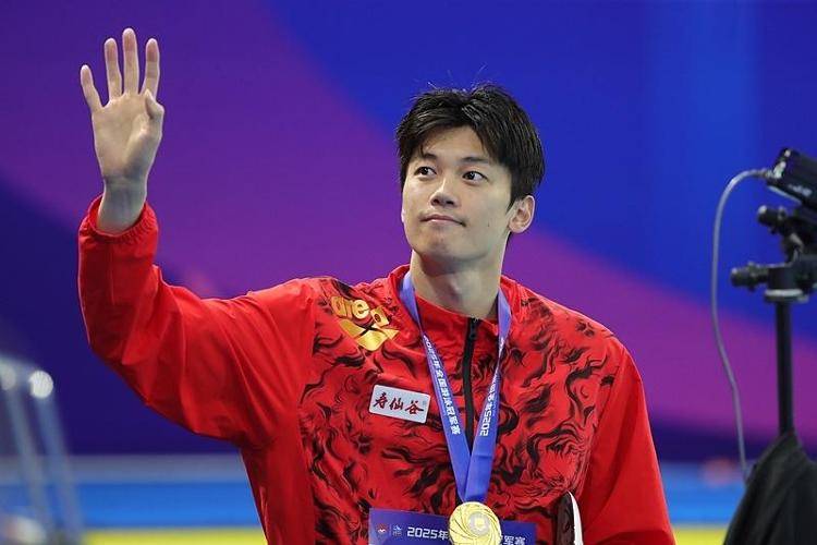 “梦之队”再入两金！世界泳联世锦赛中国队领跑奖牌榜