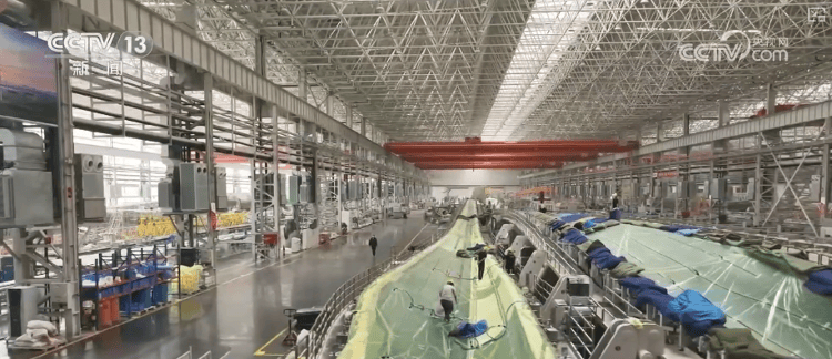 多领域上半年“成绩单”出炉,活力澎湃!利好积聚经济“跃动”内生动力强劲