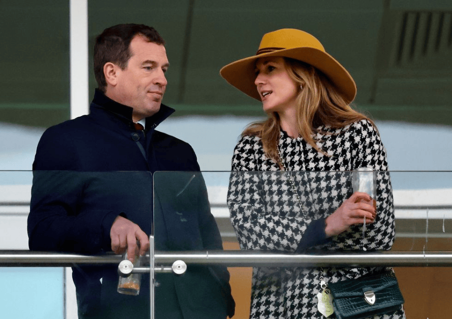 威廉哈里世纪同框？婚礼秒变鸿门宴！梅根将高调杀回英国…