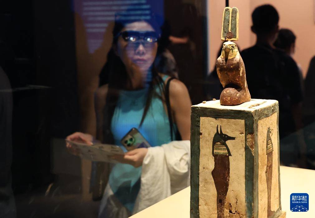 上海博物馆“金字塔之巅:古埃及文明大展”落幕