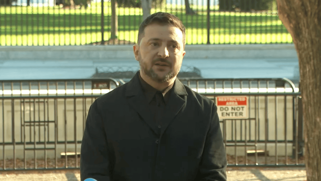 泽连斯基回应“特朗普不打算提供‘战斧’导弹” ：他没同意，但也没明确说“不”