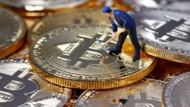 区块链挖矿(区块链挖矿开发)